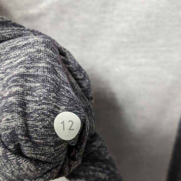 LULULEMON Stretch Colorblock Running Long Sleeve Scoop Neck Top 12 - Picture 5 of 6